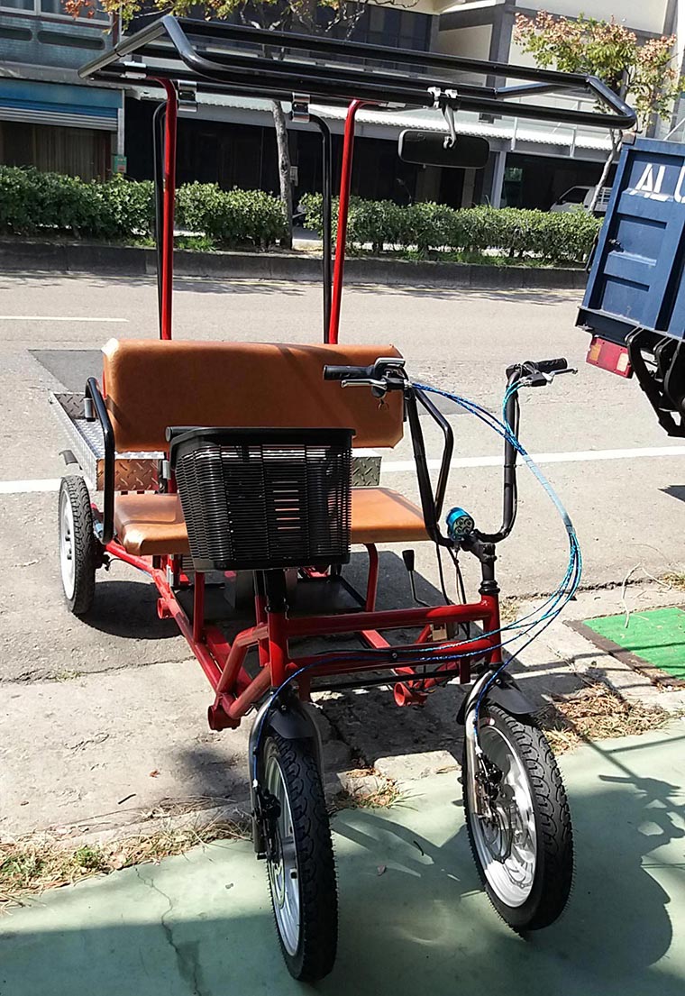 Front view of an electric mini truck